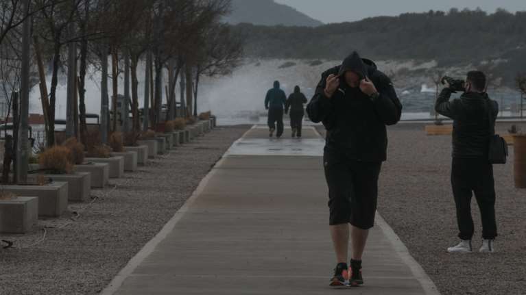 Ερχεται κακοκαιρία εξπρές τις επόμενες ώρες: "Μην παρκάρετε κάτω από δέντρα", προειδοποιεί ο Αρναούτογλου