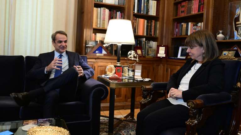 Οι "υποψήφιοι" για την Προεδρία της Δημοκρατίας: Οι τραπεζίτες, η ιστορικός, η πρώην Επίτροπος και η... έκπληξη