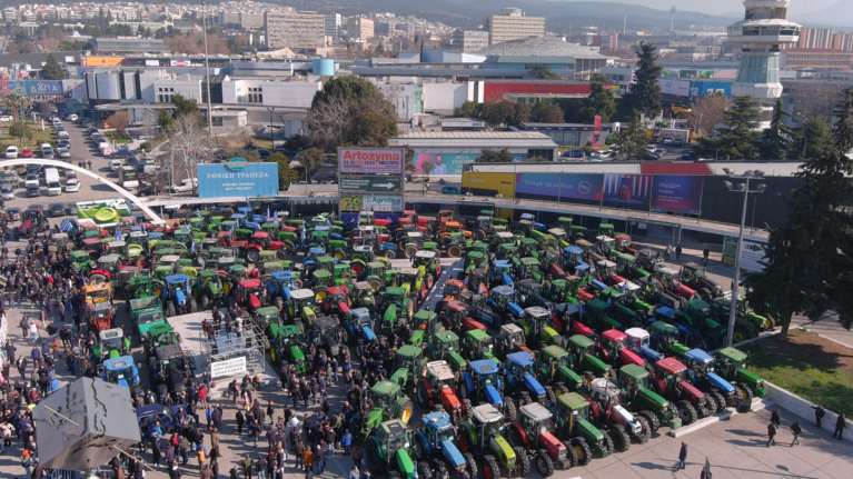 Ανυποχώρητοι οι αγρότες: "Ψίχουλα τα μέτρα της κυβέρνησης" - Ο σχεδιασμός του Μαξίμου
