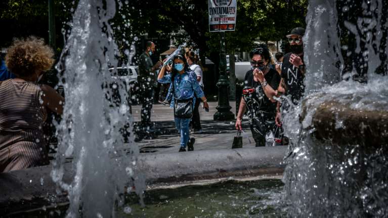 Καύσωνας διαρκείας: Έρχεται ακραίο &quot;Ατμοσφαιρικό Μποτιλιάρισμα&quot; -  &quot;Θόλος Ζέστης&quot; μετατρέπει σε &quot;φούρνο&quot; τη χώρα