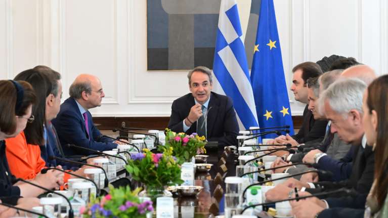 Μητσοτάκης για ακρίβεια: Ιδρύεται εθνική αρχή στα πρότυπα της Σουηδίας - &quot;Ο,τι δεν λύνεται, κόβεται&quot;, είπε για τον ΟΠΕΚΕΠΕ