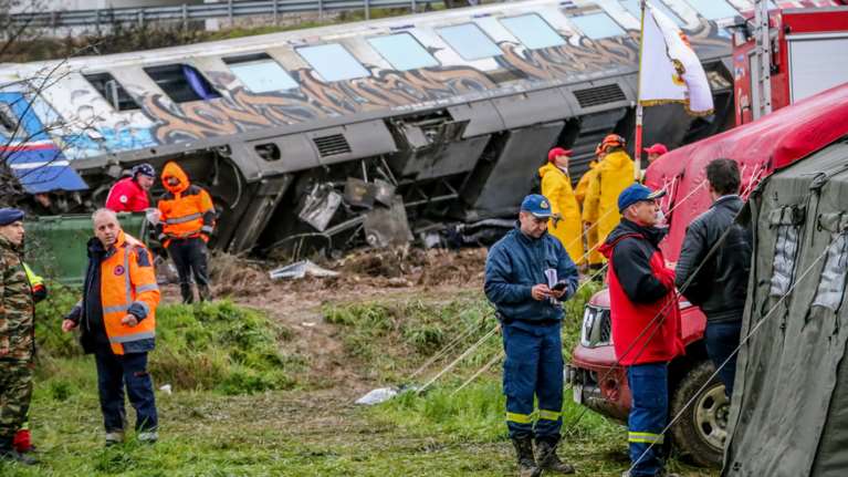 Σύγκρουση τρένων στα Τέμπη: Αυτή είναι η τριμελής Επιτροπή που θα διερευνήσει τα αίτια της τραγωδίας