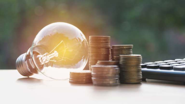 Τα δύο επικρατέστερα από τα χρωματιστά τιμολόγια του ρεύματος: 5 πράγματα που πρέπει να ξέρουμε - Μύθοι και αλήθειες