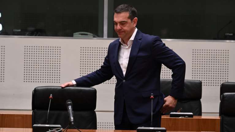 Παραίτηση Αλέξη Τσίπρα: Χαμός στο twitter από οπαδούς αλλά και από ορκισμένους εχθρούς