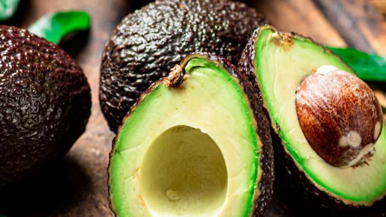 Πώς το αβοκάντο προστατεύει από καρδιακές παθήσεις - Η σωστή ποσότητα που πρέπει να τρώμε