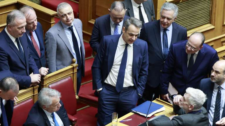 Μητσοτάκης κατά Μαρινάκη χωρίς να τον κατονομάζει: "Έχει πολιτικές φιλοδοξίες, εγώ δεν συγκυβερνώ με χοντρά πορτοφόλια"