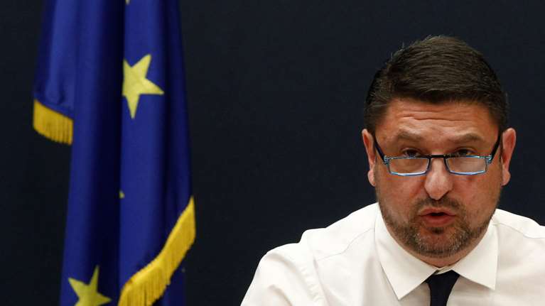 Κορονοϊός-Νέα μέτρα: Στοπ στις μετακινήσεις στα νησιά, απαγορεύεται ο απόπλους σκαφών, κλειστές το Σάββατο οι λαϊκές αγορές