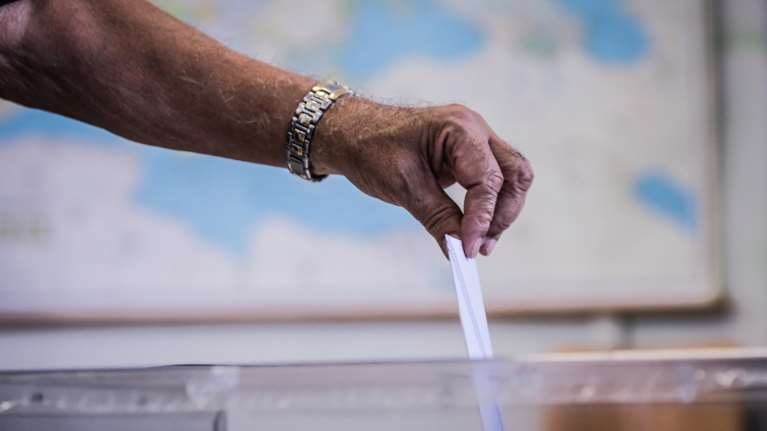 GPO: Μάχη της Πλεύσης Ελευθερίας και του ΠΑΣΟΚ για τη δεύτερη θέση - Η &quot;ακρίβεια&quot; το μεγάλο αγκάθι για την κυβέρνηση