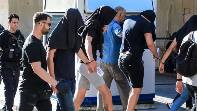 &quot;Ποτέ δεν φεύγουν τα νεκρά παιδιά από τα σπίτια τους&quot; - Στην Ευελπίδων ο αδερφός του Μιχάλη, τι ζήτησε από την ανακρίτρια