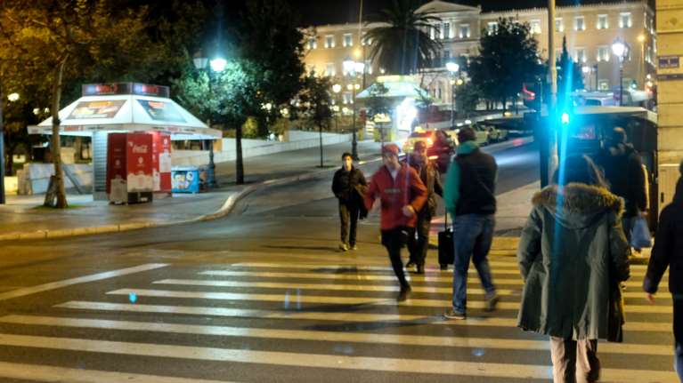 Κορονοϊός: Σαρώνει η βρετανική μετάλλαξη - Κορυφώνεται η αγωνία για την αυξημένη μεταδοτικότητα [Πίνακες]
