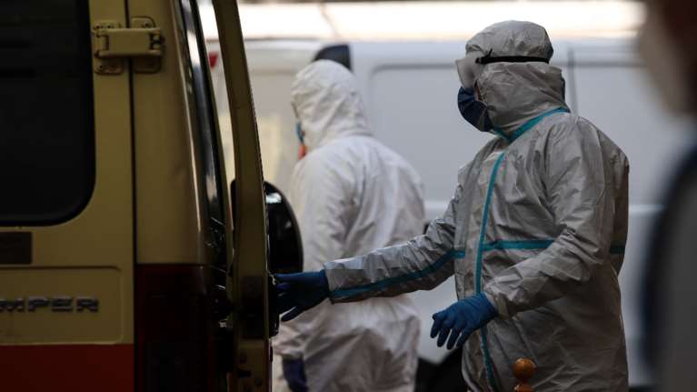Κορονοϊός: Εφιάλτης με αρνητικό ρεκόρ 72 θανάτων και 519 διασωληνωμένων - 2.581 νέα κρούσματα σήμερα