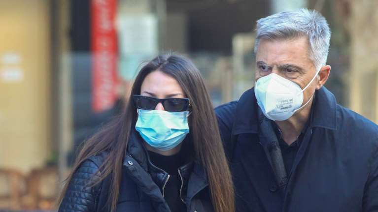 Υπόθεση βιασμού: Στο τμήμα για νέα κατάθεση η 24χρονη Γεωργία - &quot;Ευχαριστώ πολύ για την αγάπη σας&quot; [βίντεο]