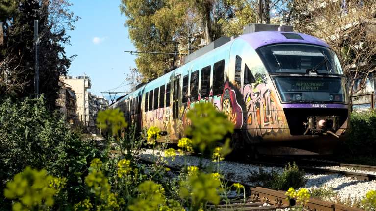 Χωρίς τρένα και σήμερα - Πώς θα κινηθούν τα μέσα μεταφοράς την Τετάρτη, λόγω της απεργίας