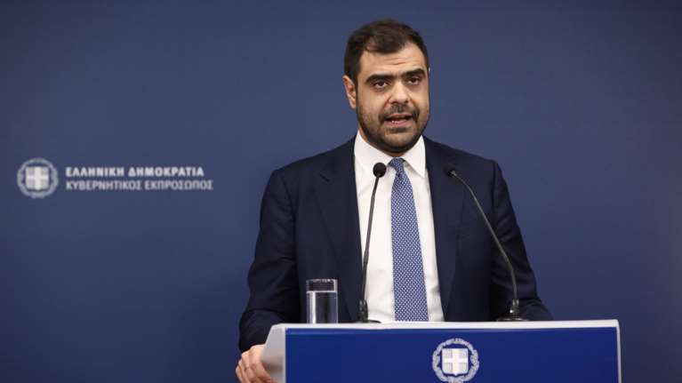 Μαρινάκης: Fake news ότι ανοίγουμε παραθυράκι για συμμετοχή συγγενών πολιτικών σε offshore - O νόμος είναι ξεκάθαρος