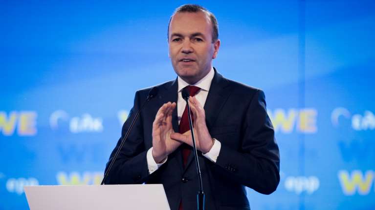 Βέμπερ: Ευρωπαϊκή απάντηση στο μεταναστευτικό - Να μην μείνουν μόνες Ελλάδα, Ιταλία, Κύπρος