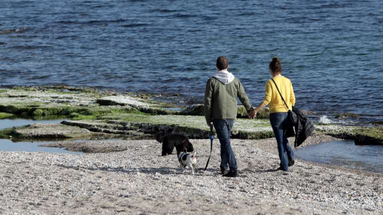 Αλλάζει ο καιρός από σήμερα: Ισχυροί άνεμοι και πτώση της θερμοκρασίας – Πού αναμένονται βροχές