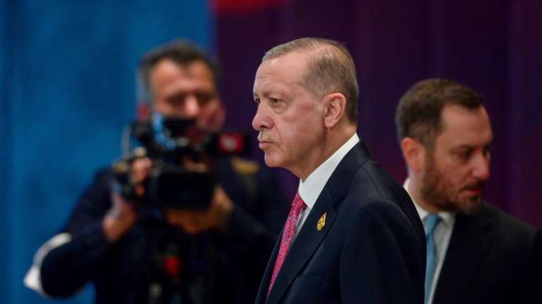 G20: Ο Ερντογάν &quot;σέβεται τις εξηγήσεις της Ρωσίας&quot; σχετικά με τον πύραυλο που κατέπεσε στην Πολωνία