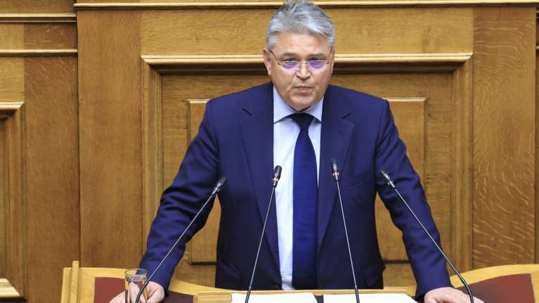 Καλύπτει Παπαδόπουλο ο Νατσιός για τον βανδαλισμό στην Πινακοθήκη: &quot;Ενήργησε αυτοβούλως εκφράζοντας τη συνείδηση του λαού&quot;