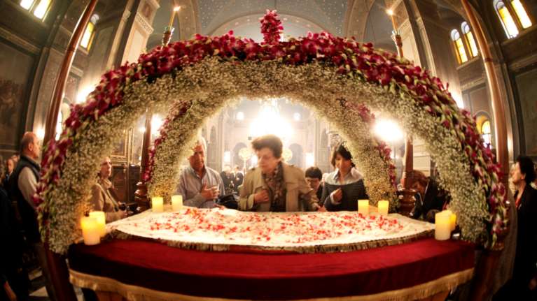 Προβληματισμός για συνωστισμό στις εκκλησίες τη Μ. Εβδομάδα - Οικονόμου: Να τηρήσουμε τις οδηγίες