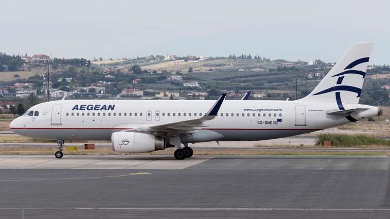 Έκτακτες πτήσεις για την επιστροφή Ελλήνων από Ισπανία και Πολωνία