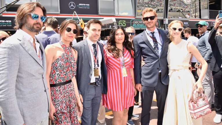 Στον δρόμο με στιλ οι royals του Μονακό: Tο Chanel φόρεμα με το halter neck, το απίθανο Dior look και η εμφάνιση που απογοήτευσε