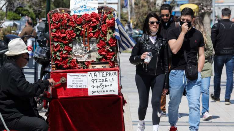 Κορονοϊός: 4.033 νέα κρούσματα σήμερα - &quot;Μαύρο&quot; ρεκόρ με 802 διασωληνωμένους - 93 οι νεκροί