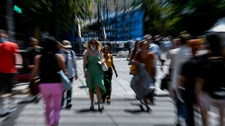 Έρχεται το νέο πακέτο μέτρων στήριξης: Πριν την ΔΕΘ οι τελικές αποφάσεις - Πού &quot;ποντάρει&quot; η κυβέρνηση