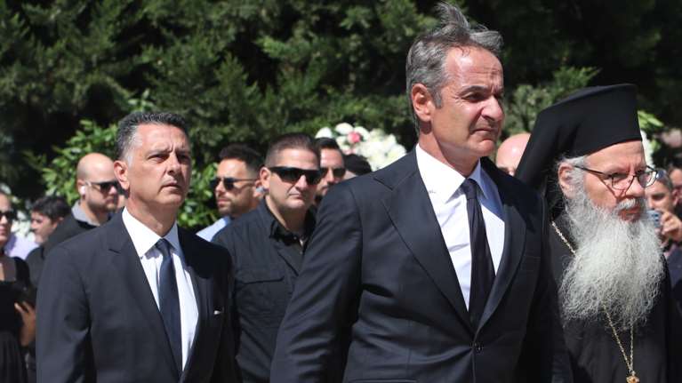 Απόστολος Βεσυρόπουλος: &quot;Έφυγε το καλύτερο παιδί - Ψηλέ, θα μας λείψεις&quot; είπε ο Μητσοτάκης στον επικήδειο