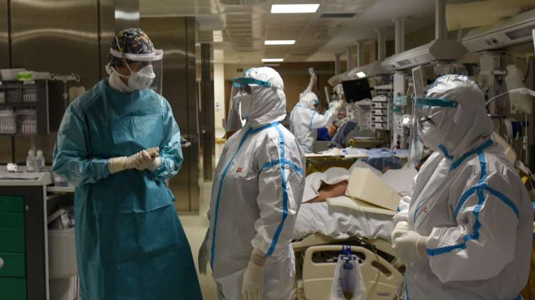 Κορονοϊός: Η αλήθεια για τους θανάτους εκτός ΜΕΘ - Πόσοι είναι, γιατί έμειναν εκτός εντατικής