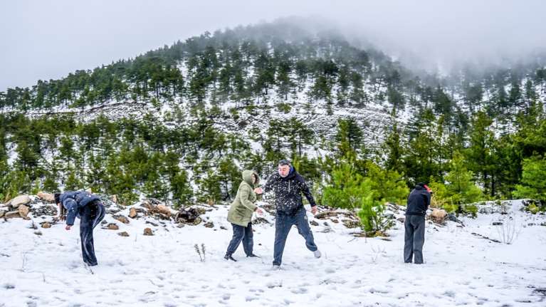 &quot;Έρχεται βαλκανικός χιονιάς&quot;: Πρόγνωση Τσατραφύλλια για θυελλώδεις βοριάδες και βουτιά του υδράργυρου έως 10 βαθμούς την Κυριακή