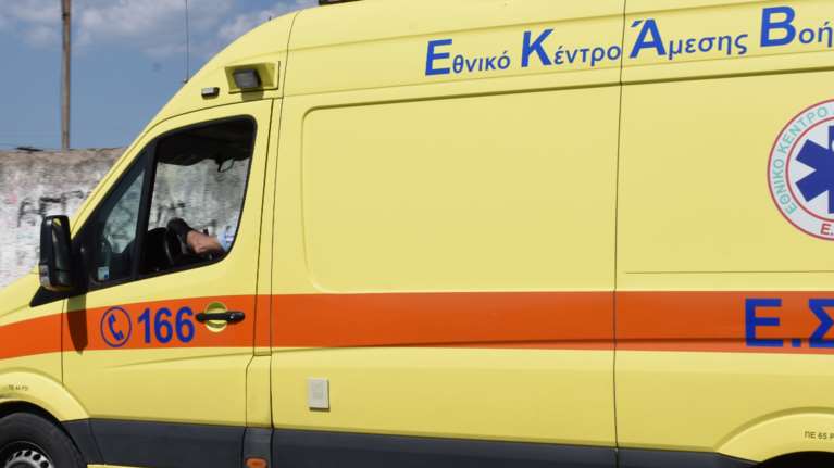 Θρίλερ με νεκρή στα Εξάρχεια: Κόψαμε τις φλέβες μας για να αυτοκτονήσουμε, λέει ο άντρας της - Με καρκίνο η 55χρονη