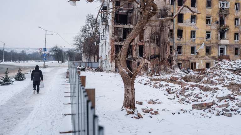 Αρχίζουν οι κρίσιμες συνομιλίες Ρωσίας - Ουκρανίας - ΗΠΑ στο Αμπού Ντάμπι, σκληρό παζάρι για το Ντονμπάς