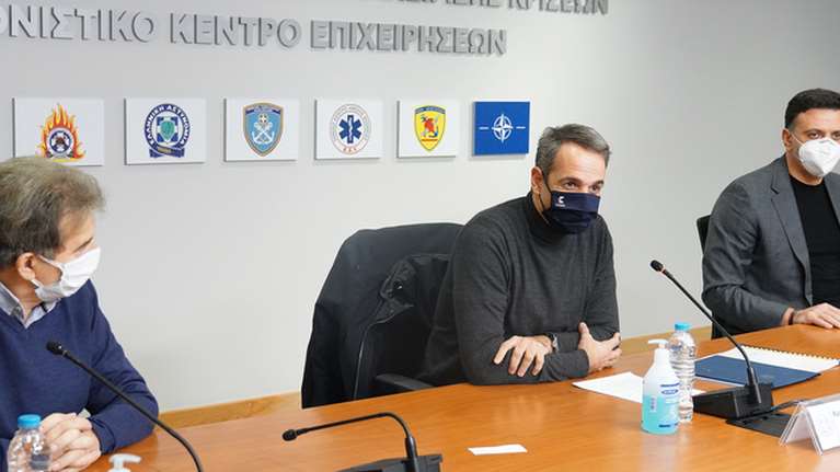 Μητσοτάκης: Όσα εμβόλια περισσεύουν, θα διατίθενται αμέσως στις γυναίκες και στους άνδρες της αστυνομίας και του στρατού