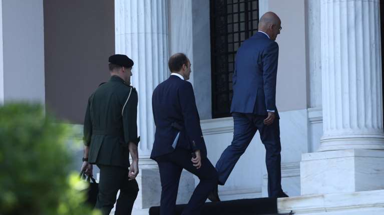 Το παρασκήνιο στο ΚΥΣΕΑ για τον πόλεμο στο Ισραήλ: Οι τρεις λόγοι που προκαλούν ανησυχία στην κυβέρνηση