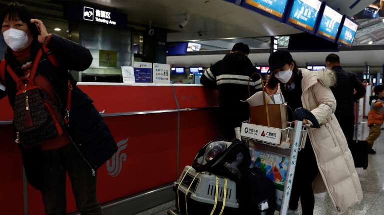 Συναγερμός στην Ευρώπη: Υποχρεωτικό τεστ κορονοϊού για τους ταξιδιώτες από την Κίνα, αποφάσισε η ΕΕ