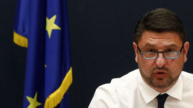 Χαρδαλιάς: Διπλάσια τα πρόστιμα, αφαίρεση πινακίδων και διπλώματος για τους "αδιόρθωτους" του Πάσχα