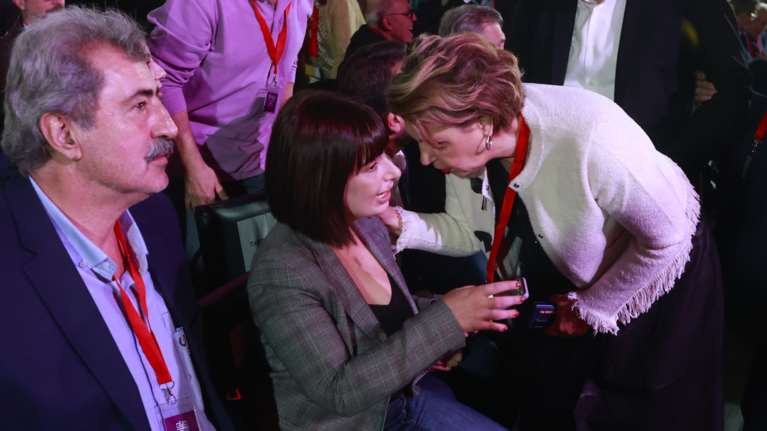 ΣΥΡΙΖΑ: Ενταση στο Συνέδριο, επεισόδιο με Kasselistas - Για λύτρωση μετά την αποχώρηση Κασσελάκη, μιλούν οι σύνεδροι