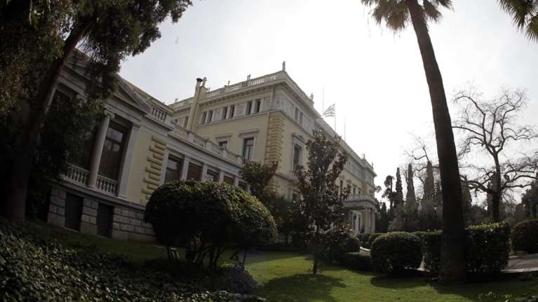Σύσκεψη πολιτικών αρχηγών σήμερα στο Προεδρικό Μέγαρο, υπηρεσιακή κυβέρνηση και εκλογές 25 Ιουνίου