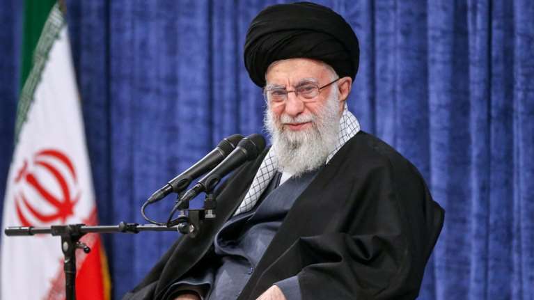 &quot;Βόμβα&quot; από τους New York Times: Ο Χαμενεΐ έδωσε εντολή στο Ιράν για άμεσο χτύπημα στο Ισραήλ