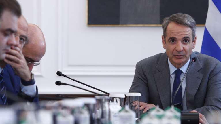 Τα σχέδια της κυβέρνησης ενόψει ΔΕΘ: Στο επίκεντρο υγεία και ανεργία - Κόκκινος συναγερμός για τη λειψυδρία