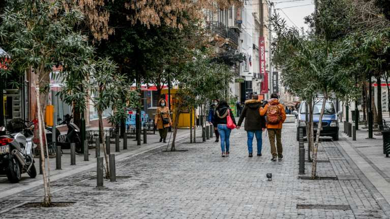 Παράταση του lockdown μέχρι και την Καθαρά Δευτέρα &quot;δείχνουν&quot; κυβέρνηση και ειδικοί - Γεμάτες οι ΜΕΘ της Αττικής