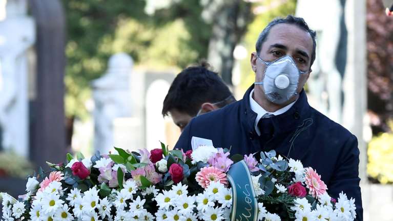 Κορονοϊός - Τραγωδία χωρίς τέλος στην Ιταλία:  475 νεκροί και 4.207 νέα κρούσματα σε 24 ώρες