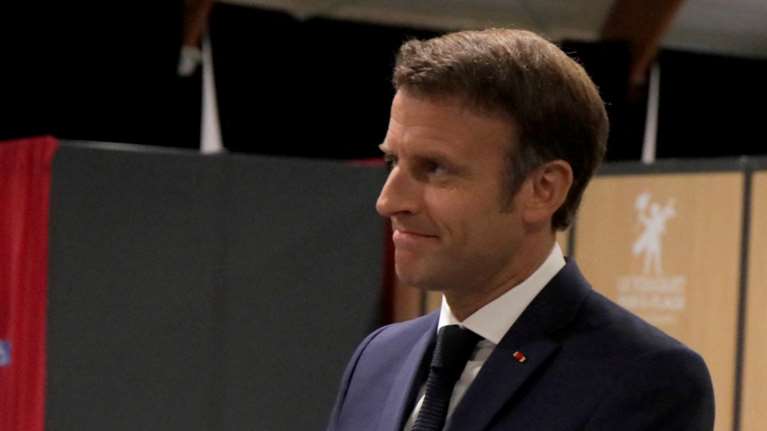 &quot;Χαστούκι&quot; για τον Μακρόν τα αποτελέσματα των βουλευτικών εκλογών - &quot;Πολιτικός σεισμός&quot; από την ιστορική επιτυχία της Λε Πεν
