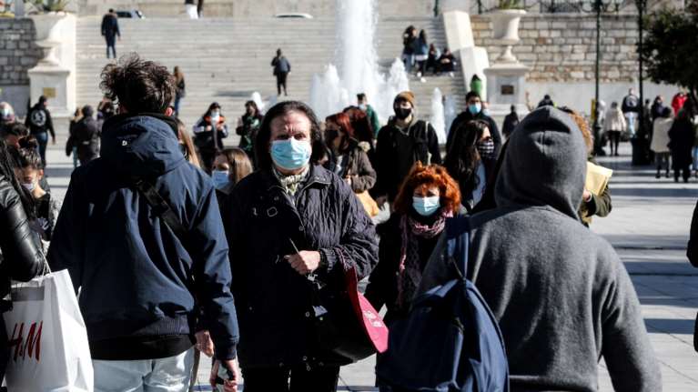 Κορονοϊός: "Έκρηξη" με 1.779 κρούσματα στην Αττική - Στο "κόκκινο" το Κέντρο της Αθήνας, ο Πειραιάς και η Θεσσαλονίκη