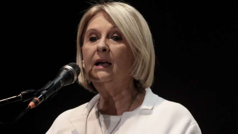 Η Βούλτεψη άφησε άφωνους τους δημοσιογράφους του ΣΚΑΙ: Εγώ τη λέω micro mega τη φωτιά στην Αττική - Εχει και στο Τολέδο