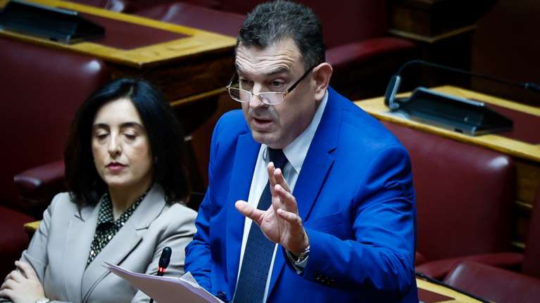 Απίστευτη ομιλία στη Βουλή από τον Παπαδόπουλο της Νίκης: "Τις ημέρες αυτές ανοίγουν οι πύλες της κολάσεως και βγαίνουν τα δαιμόνια"