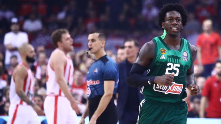 Ολυμπιακός – Παναθηναϊκός 71-78: &quot;Άλωσαν&quot; το ΣΕΦ με εξαιρετικό Ναν οι &quot;Πράσινοι&quot;