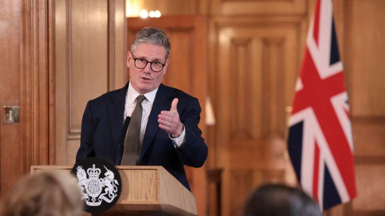 Βρετανία: Ο νεοεκλεγείς πρωθυπουργός Κιρ Στάρμερ επιβεβαίωσε το τέλος του σχεδίου Ρουάντα