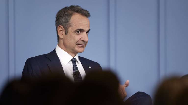 Συνάντηση Μητσοτάκη με τον μεταβατικό Πρόεδρο της Συρίας Αχμέντ Αλ Σάρα