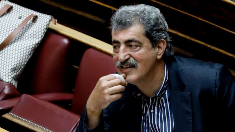 Ο Πολάκης άλλαξε τη φωτογραφία του προφίλ του στο Facebook: Νομίζει ότι είναι αετός